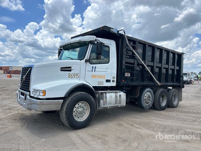 2020 Volvo VHD64B 8x4 Tri/A Dump Truck