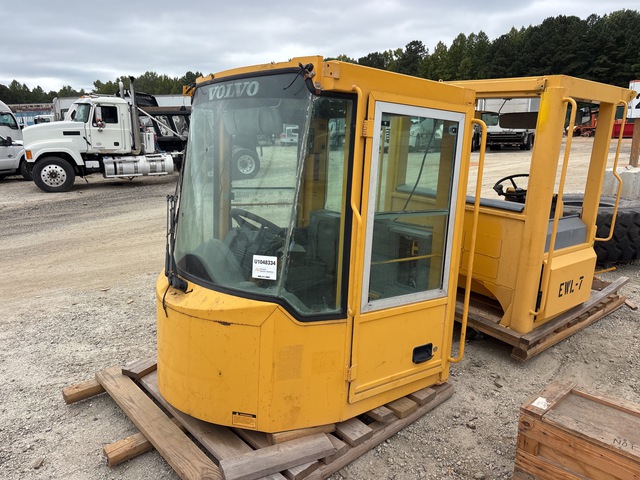 Volvo Cab - Fits Volvo L90E