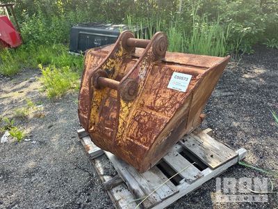 2012 SEC 16 in V-Ditching 12 in Spade Nose Excavator Bucket