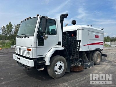 2006 Elgin SC8000 Sweeper Truck