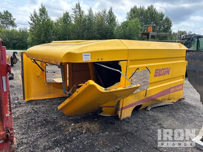 2003 Elgin Whirlwind 144 in Sweeper Box Sweeper Attachment