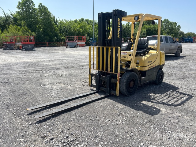 2019 Hyster H50XT 4350 lb Pneumatic Tire Forklift
