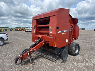 2009 Massey Ferguson 2745 Round Baler