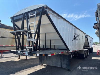 2012 Lode King 38 ft Super B-Train Lead مقطورة للحبوب