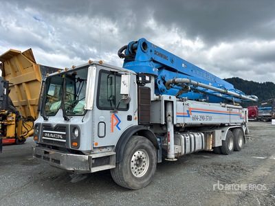 2012 Schwing 2023-4/S39 SX 39 m on 2012 Mack MRU613 6x4 を見 Concrete Pump Truck