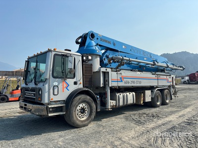2012 Schwing 2023-4/S39 SX 39 m on 2012 Mack MRU613 6x4 Concrete Pump Truck