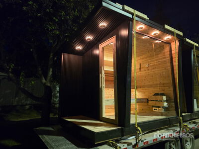 Steamy Escapes Solara 7 ft x 10 ft Sauna Divers  (Unused)