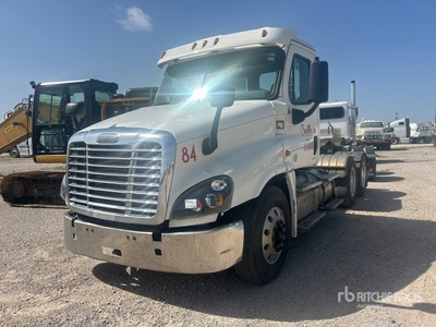 2016 Freightliner Cascadia 125 6x4 Cabeza Tractora Cabina Corta