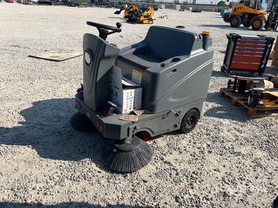 2026 Kaster S13 Tractor escoba (Unused)