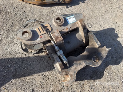 Werk-Brau 10 in Excavator Coupler