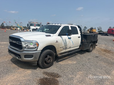 2021 Ram 3500 4x4 Crew Cab Camión Caja Abierta