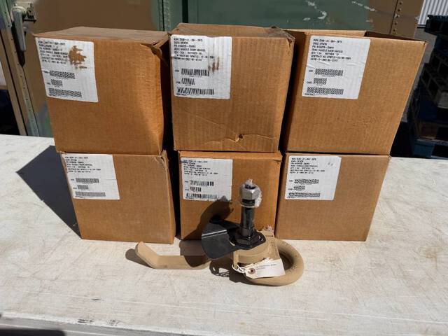LOT OF 6 - HMMWV TRUCK VEHICULAR DOOR PU 2540-01-564-2875