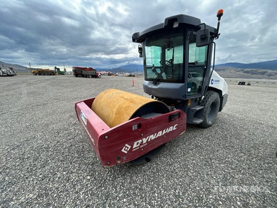2021 Dynapac CA1500D Gladde trommelpers