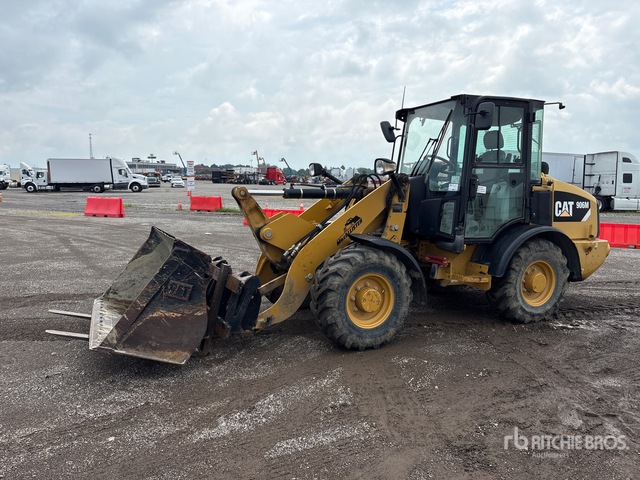 2016 Cat 906M Wheel Loader