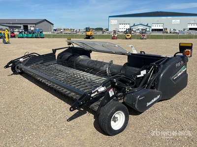 2013 MacDon PW7 14 ft Draper maaikop aanhanger