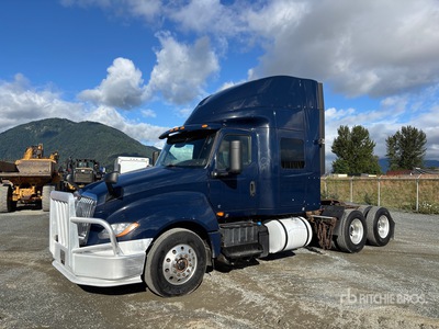 2019 International LT625 6x4 Tracteur routier couchette