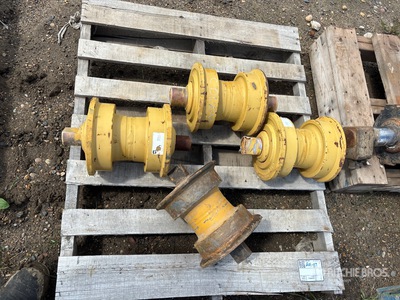 Quantity of (4) Cat Track Rollers