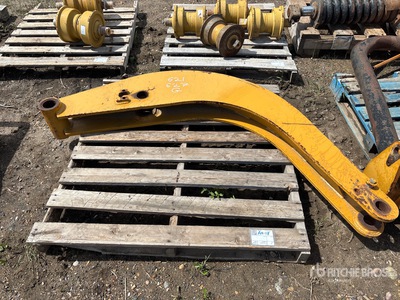 Cat 621 Motor Scraper Bracket - Fits Cat 621G/627G
