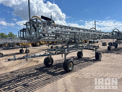 2007 Harnois 132 ft Spray Boom متنوع/ معدات الري