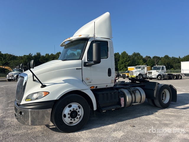 2019 International RH613 4x2 S/A Day Cab Truck Tractor