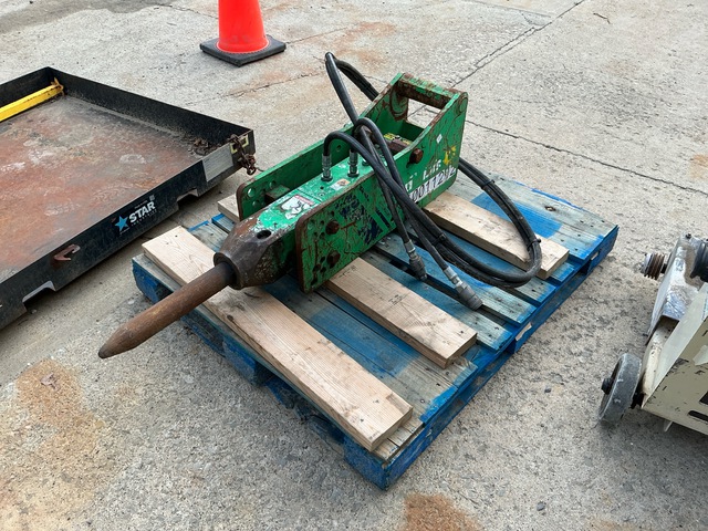2018 FRD FX45CP 14 in Hydraulic Breaker
