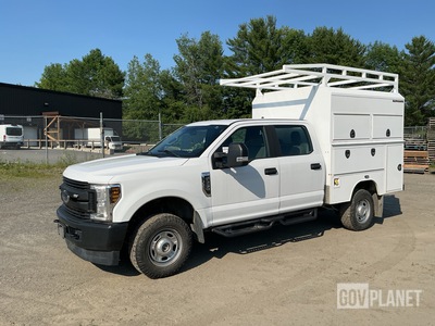 2019 Ford F-250 Super Duty XL 4x4 Utility Truck