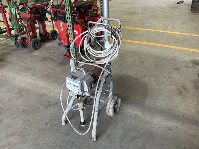 2022 Titan Tool 740 Hi-Rider Paint Sprayer 2022 Titan Tool 740 Hi-Rider Paint Sprayer