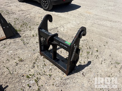 2018 JLG 1001192700 Telehandler Coupler - Fits Telehandler