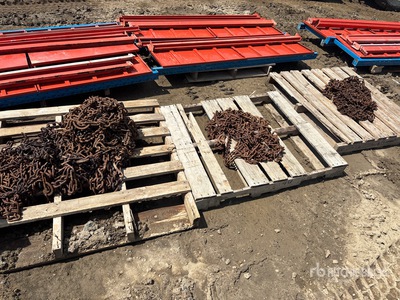 Quantity of (4) Tire Chains