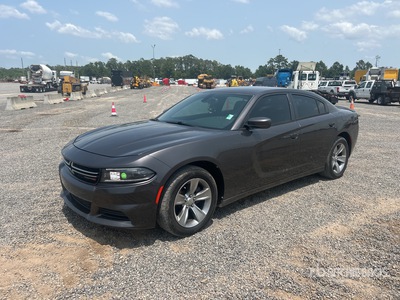 2015 Dodge Charger SE Automobile