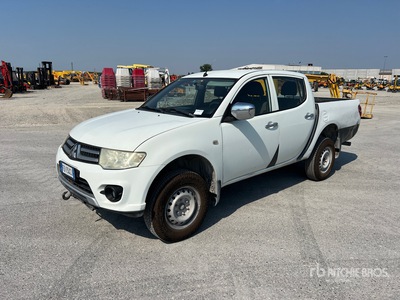 Mitsubishi L200 4x4 Crew Cab Pickup