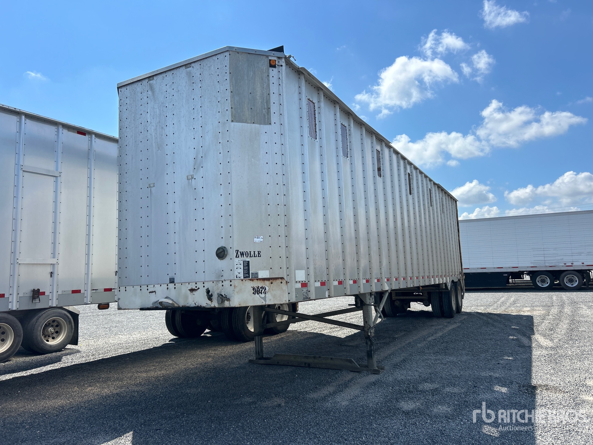 2012 ITI 42 ft x 96 in T/A Open-Top Chip Trailer