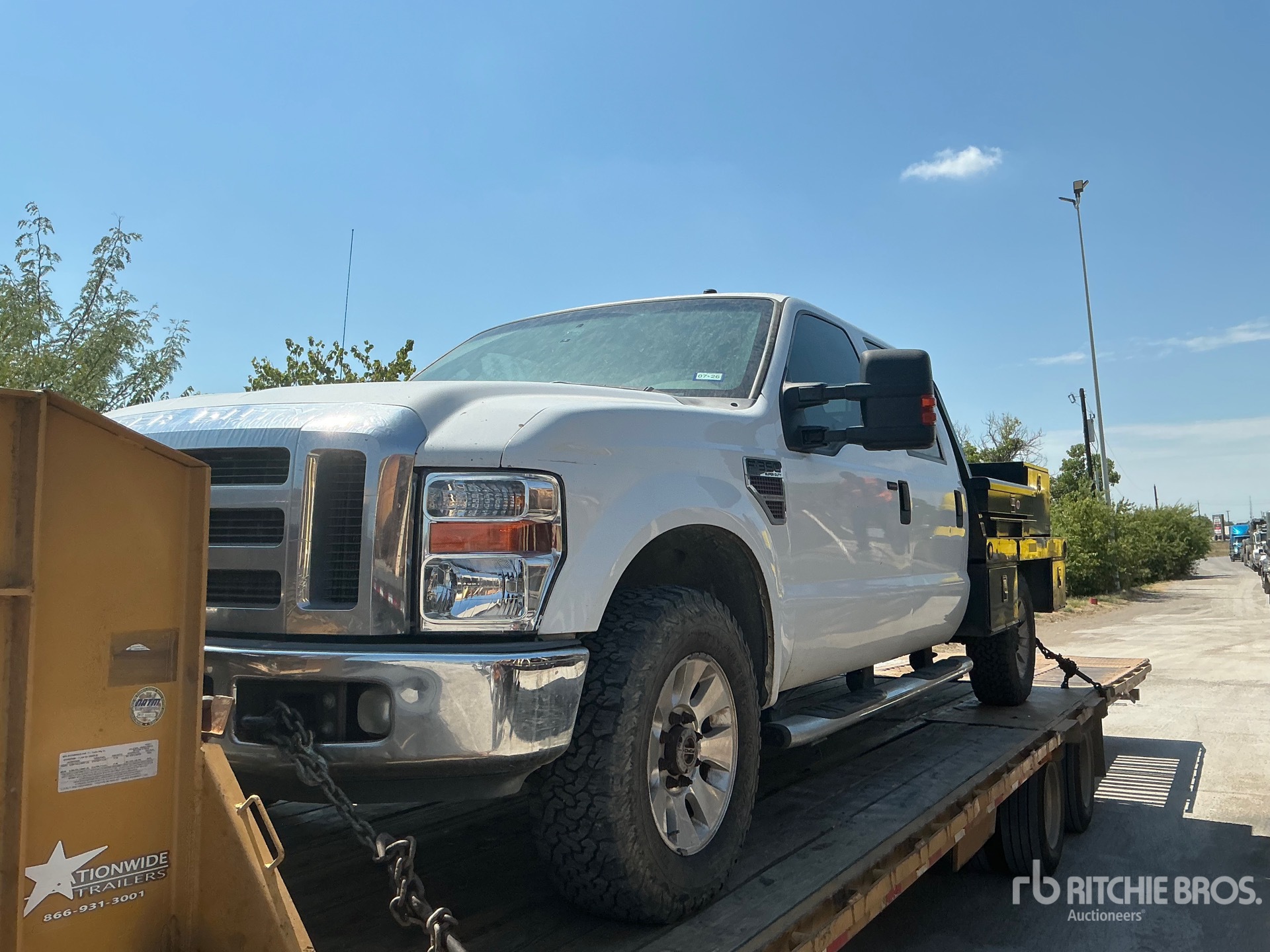 2008 Ford F-350 4x4 Crew Cab Flatbed Truck