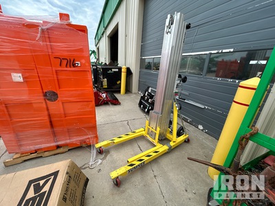 2023 Sumner 2124 Materialaufzug
