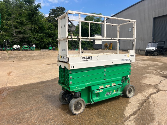 2016 JLG 2632ES Electric Scissor Lift 2016 JLG 2632ES Electric Scissor Lift