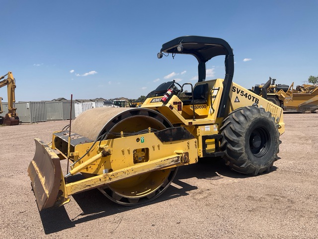 2015 Sakai SV540 Padfoot Drum Compactor