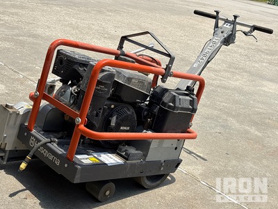 2023 Husqvarna X2000 Cortadora de Suelo