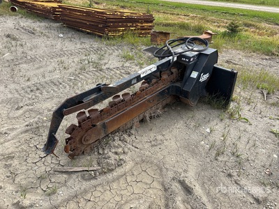 Lowe XR14F 60 in جرافة تسوية بدون توجيه