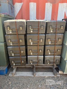 Lot of 48-U.S. Military Night Vision Gog Cases NSN 5855-01-228-0938 Will shop on pallet 48x42x60 280 lbs معدات الحاويات المتنوعة