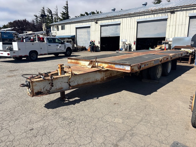 2005 Argo 20 ft T/A Tilt Deck Trailer