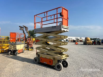 2013 JLG 2630ES Electric Scissor Lift