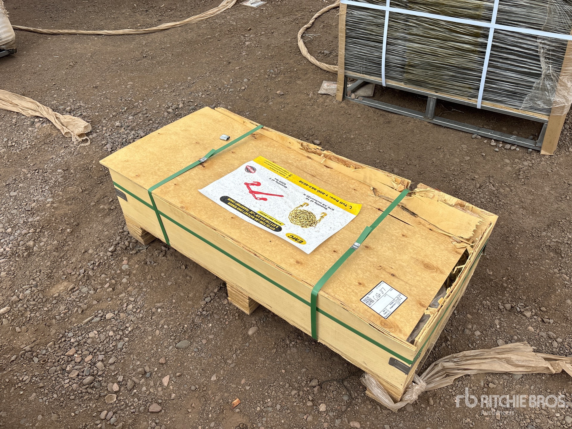 Quantity of 2026 EMC LB9200 (5) Ratchet Binders & (10) Transport Chains