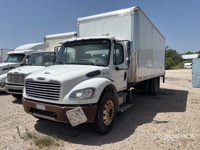 2012 Freightliner M2106 4x2 Furgoneta caja cerrada (Inoperable)