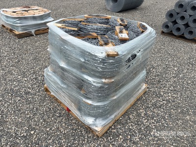 Quantity of (27) Rolls of Galvanized 有刺鉄線 (Unused)