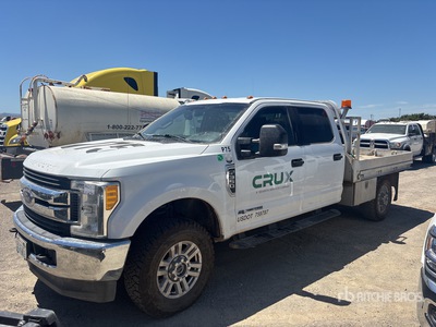2017 Ford F-350 4x4 Crew Cab Table Top Truck