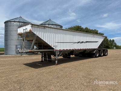 Cancade Maxim 42 ft Tri/A Grain Trailer