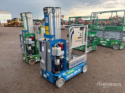2015 Genie GR-20 Vertical Mast Lift