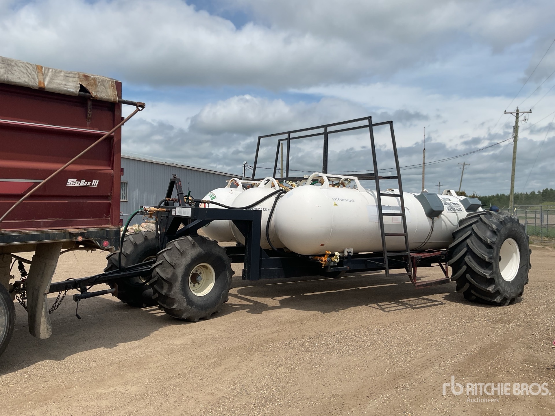 Anhydrous NH3 Tank