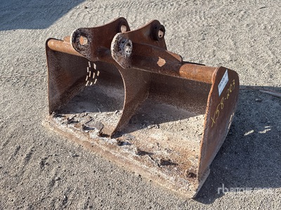 Strickland 48 in Cleanup Excavator Bucket