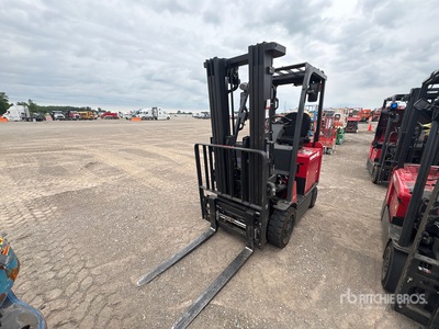 2024 Raymond 4500 lb Montacargas Eléctrico